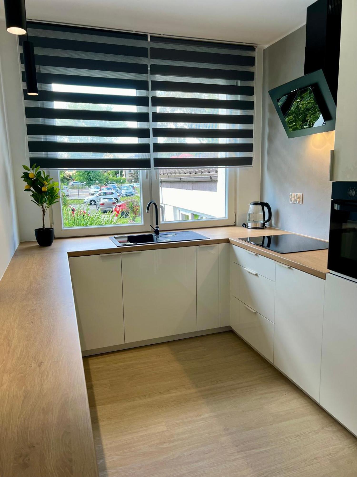 M&S Lux Apartments Kochanowskiego Łódź Esterno foto