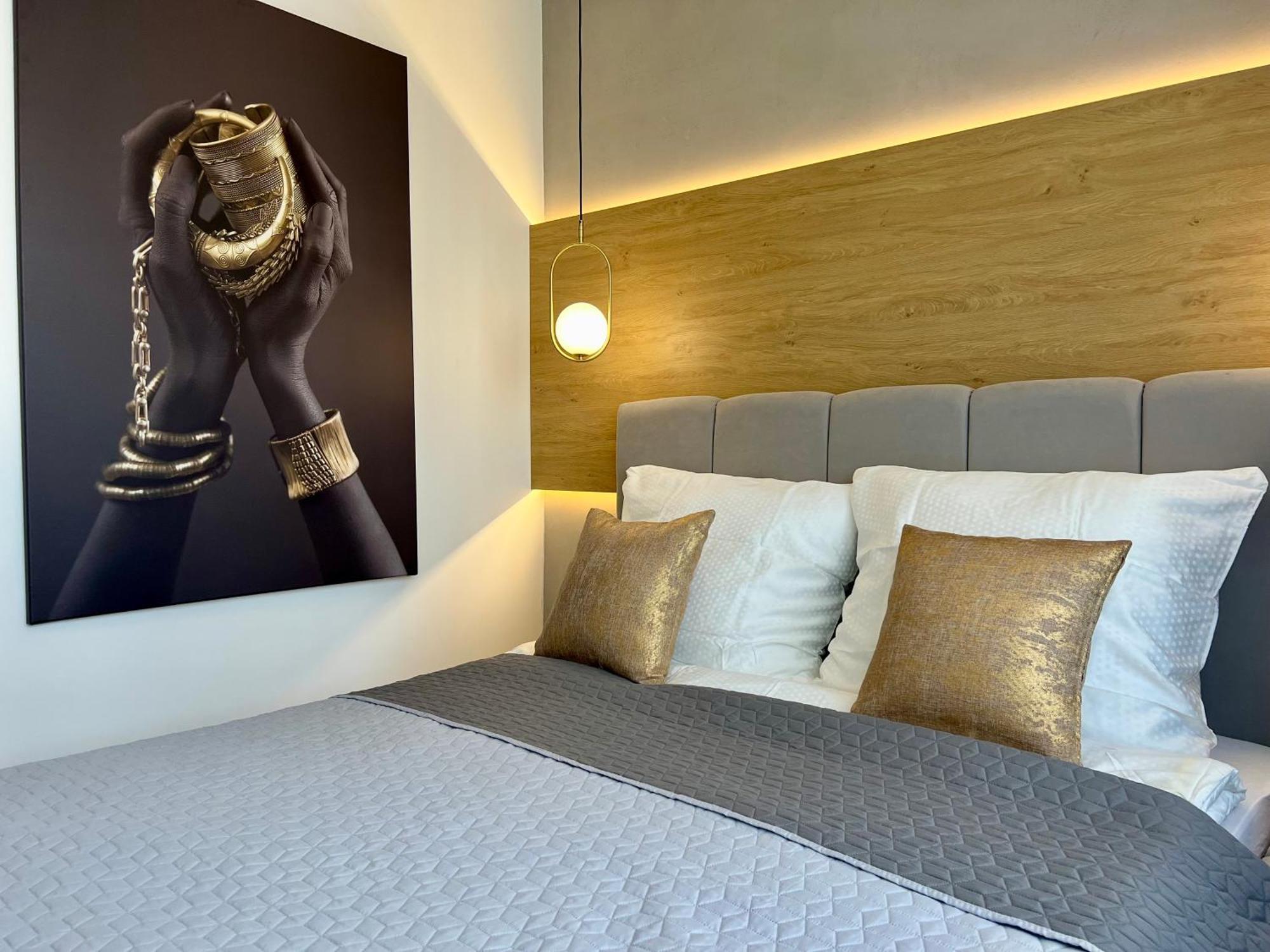M&S Lux Apartments Kochanowskiego Łódź Esterno foto
